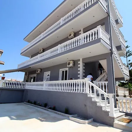 Guest house Mariglen's Ksamil