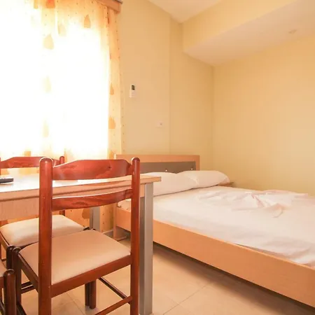 Guest house Mariglen's Ksamil
