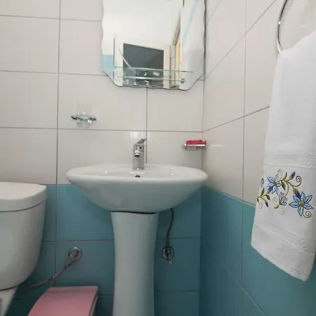 Mariglen's Guest house *