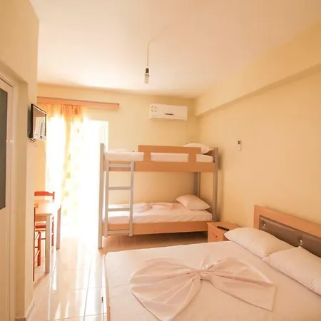 Mariglen's Guest house *