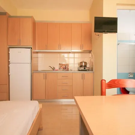 Guest house Mariglen's Ksamil