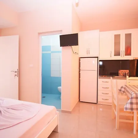 Guest house Mariglen's